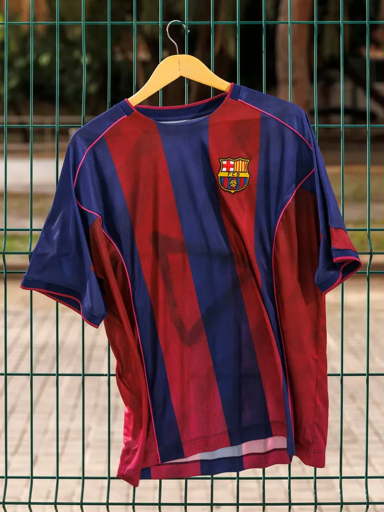 Maglia retro Ed Sheeran x Spotify x FC Barcelona 2004/05 da donna - immagine 6