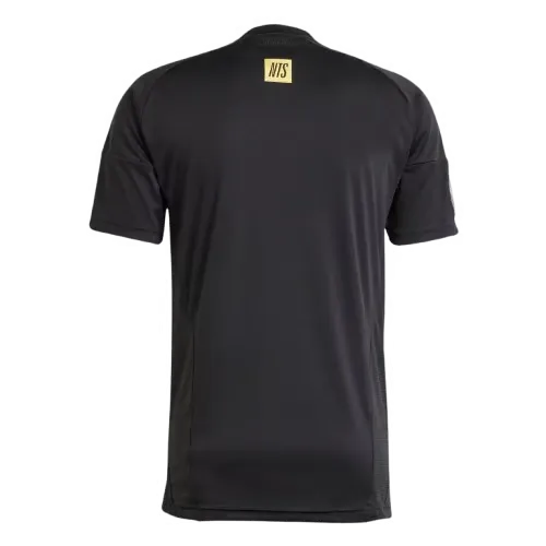 2626546_88E74C36-AA62-9DF8-4A6A-430D24E69419