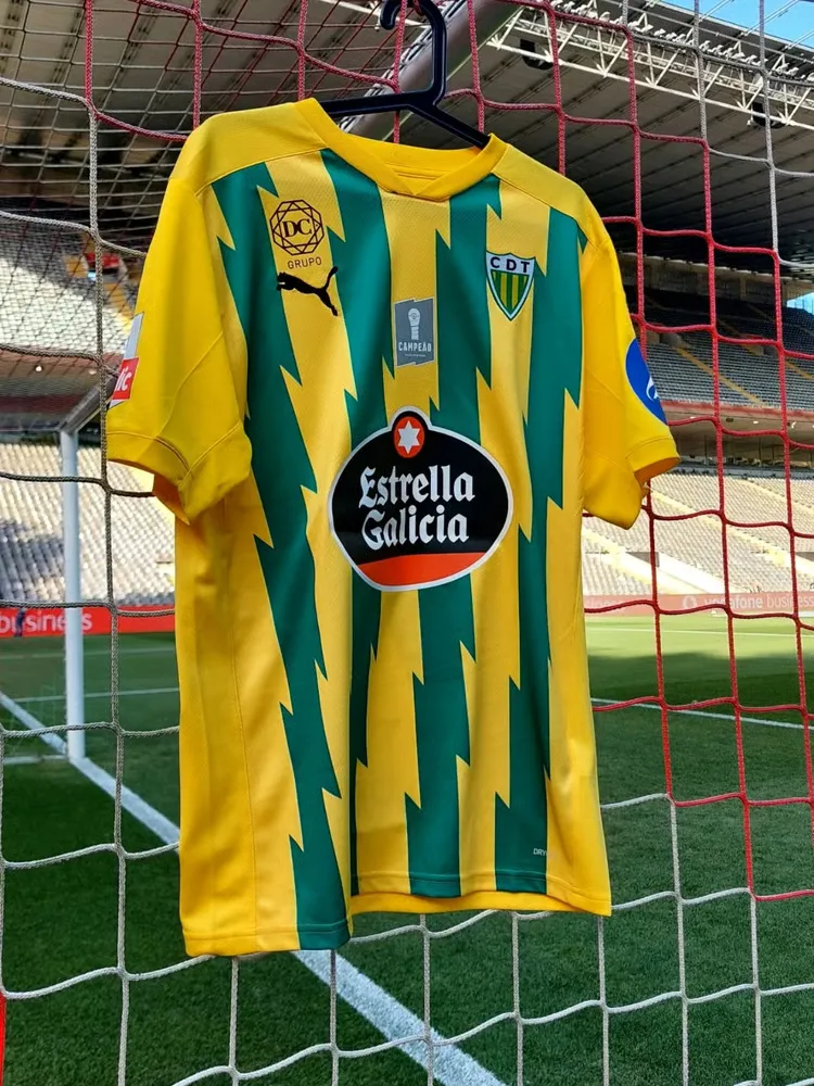 Donna CD Tondela 2025/26 Maglia Home