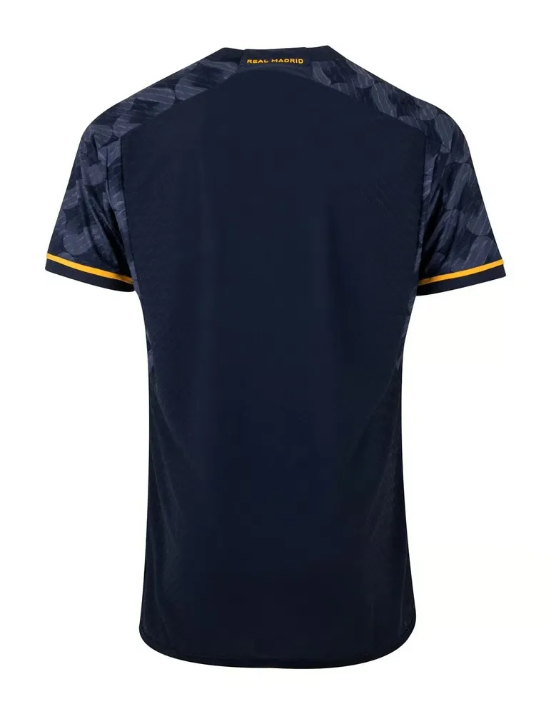 2626843_4B6166AC-9D4D-1F42-D222-E6DA5132DC81