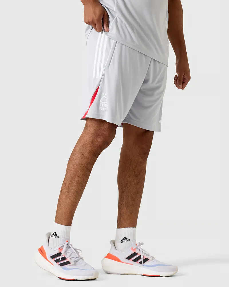 2626884_0351F047-8E37-E8A8-B841-28B2B439E0D1