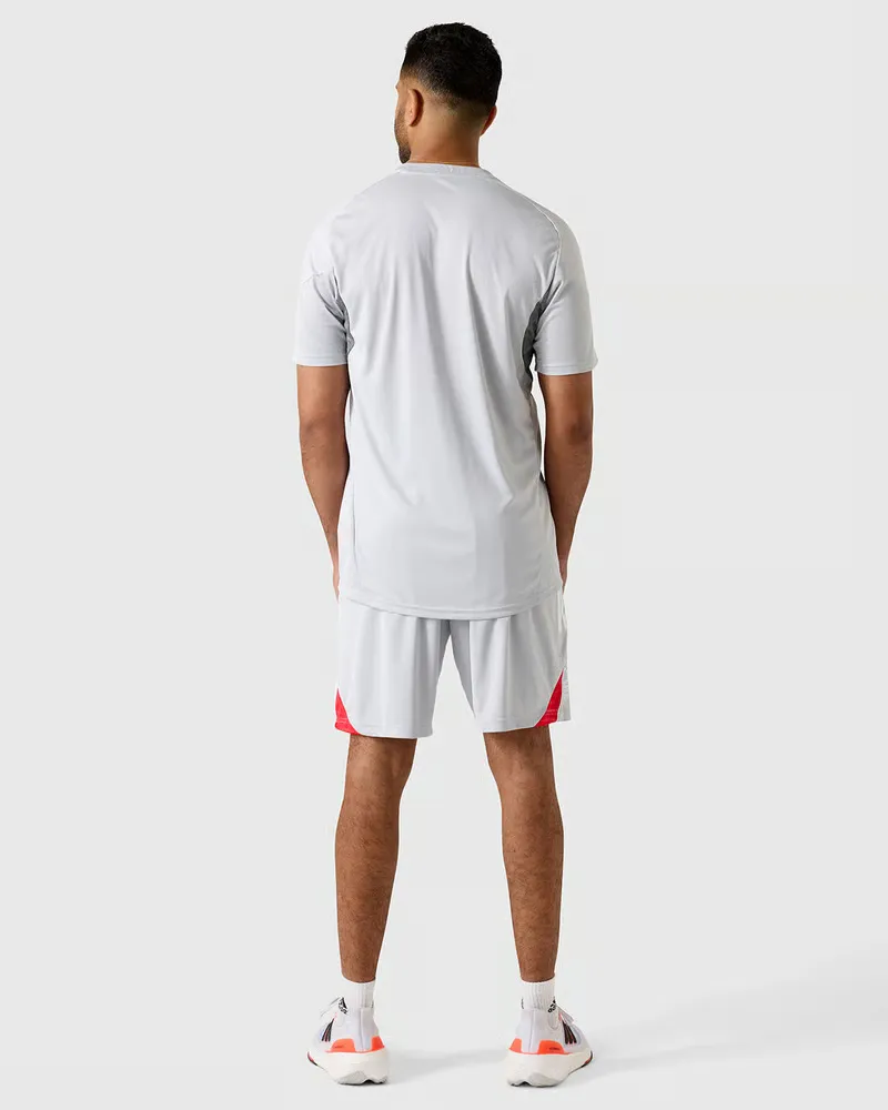 2626886_0351F047-8E37-E8A8-B841-28B2B439E0D1