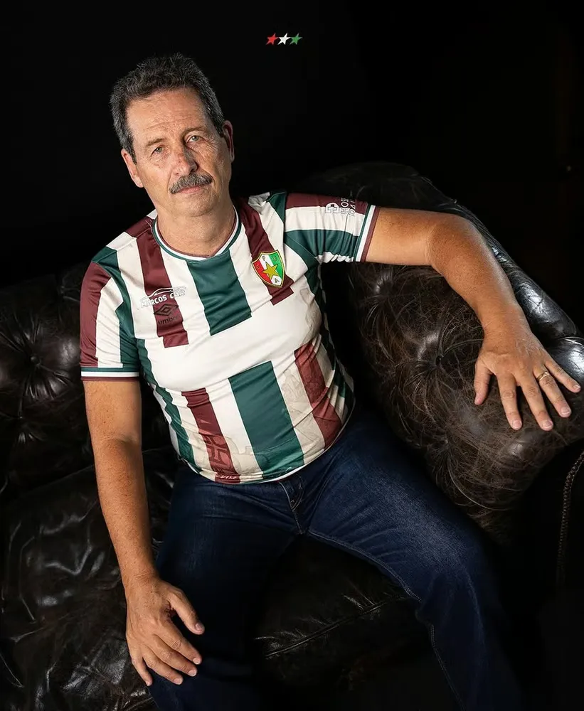 Uomo Estrela Amadora 2025/26 Maglia Casa - immagine 2