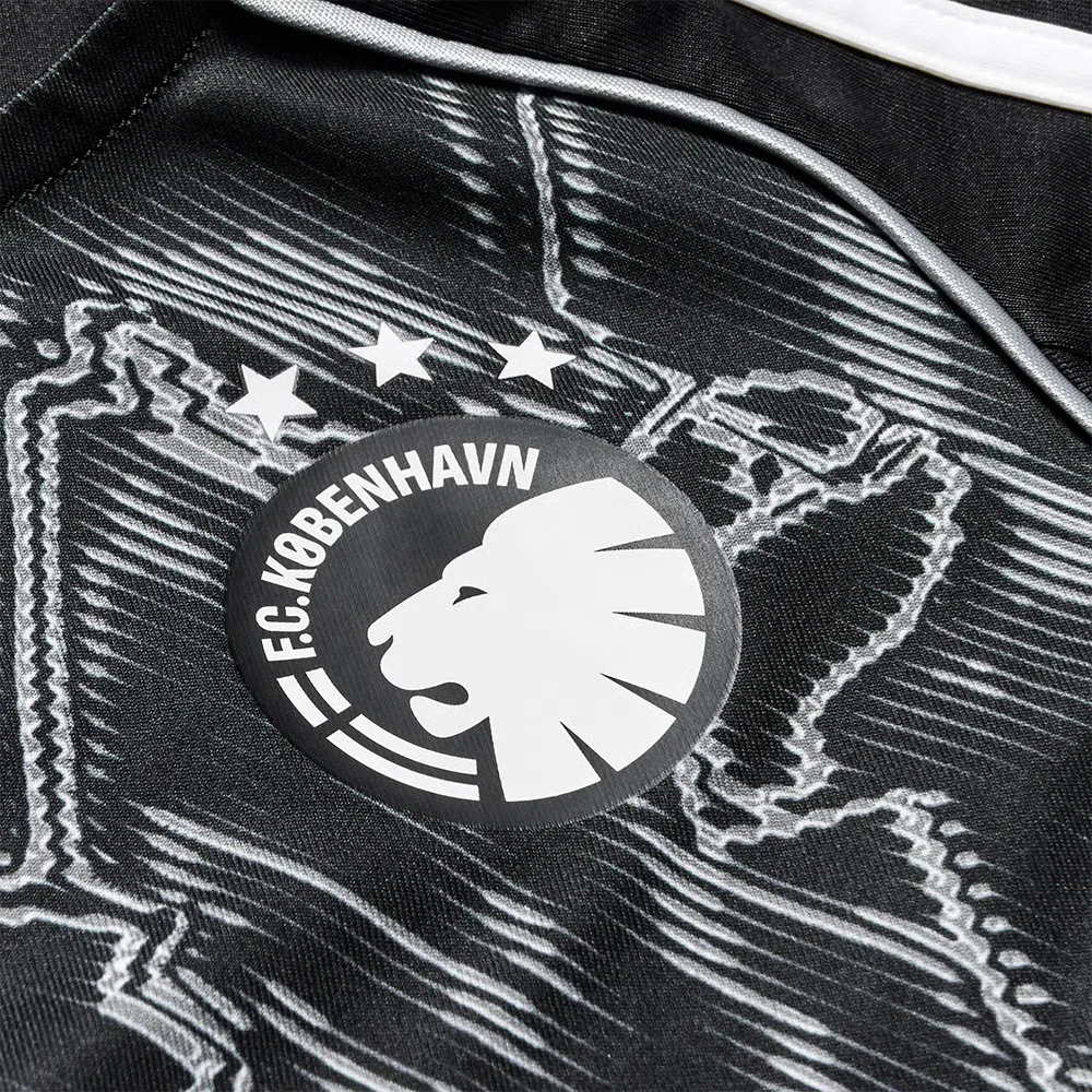 2626986_3FE56607-9CA2-336A-245E-2249FD3ABC98